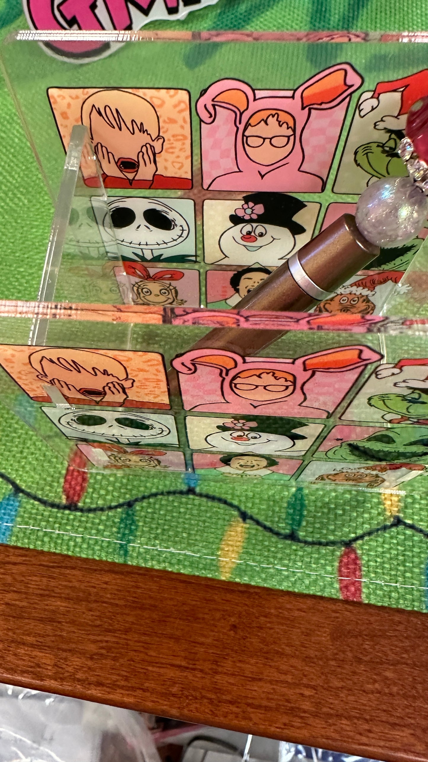 Christmas Acrylic pen holder