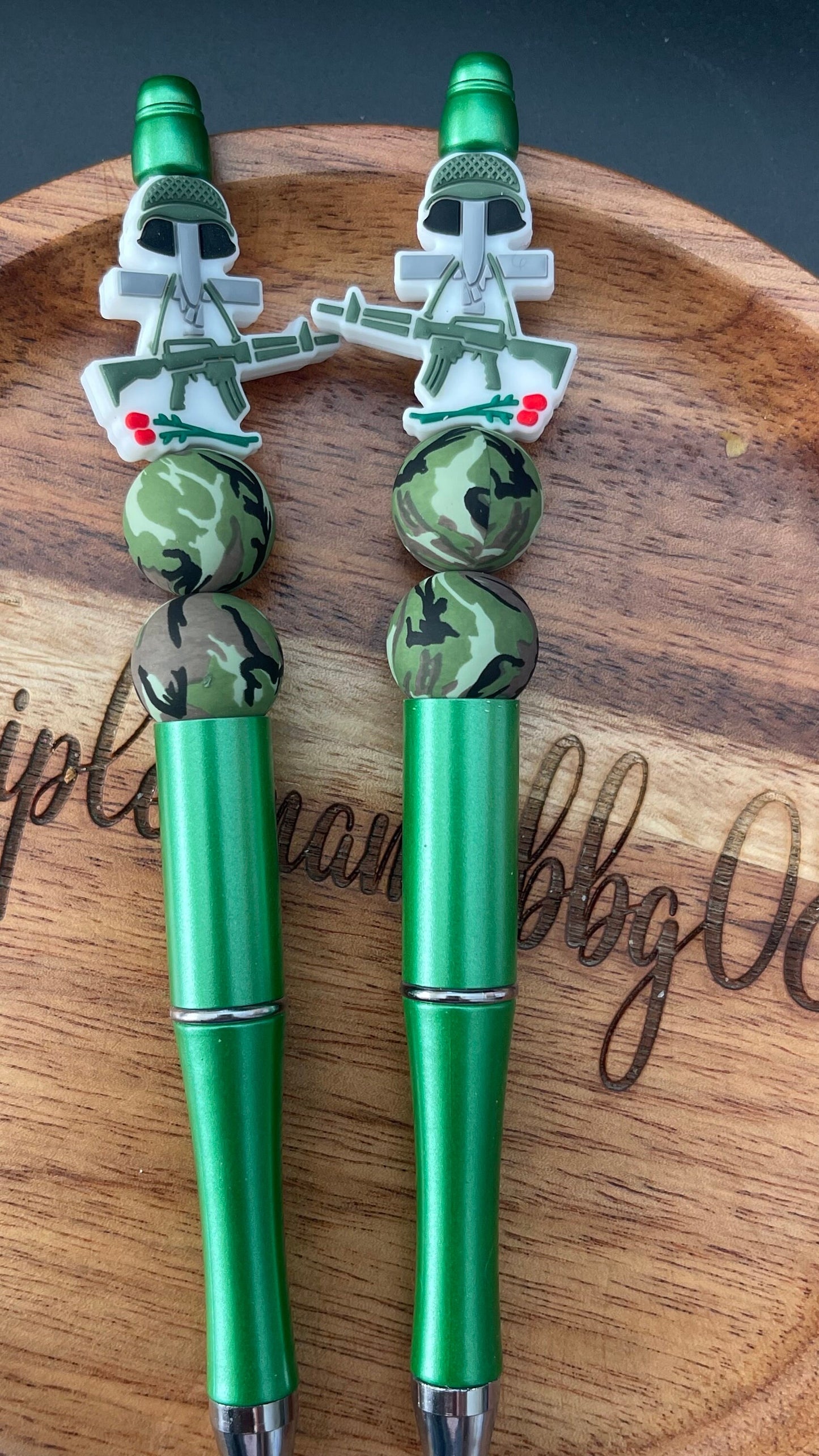 Military guns beaded pen - Military Pen, Military Gift, Camouflage, Beaded Pens, Pens