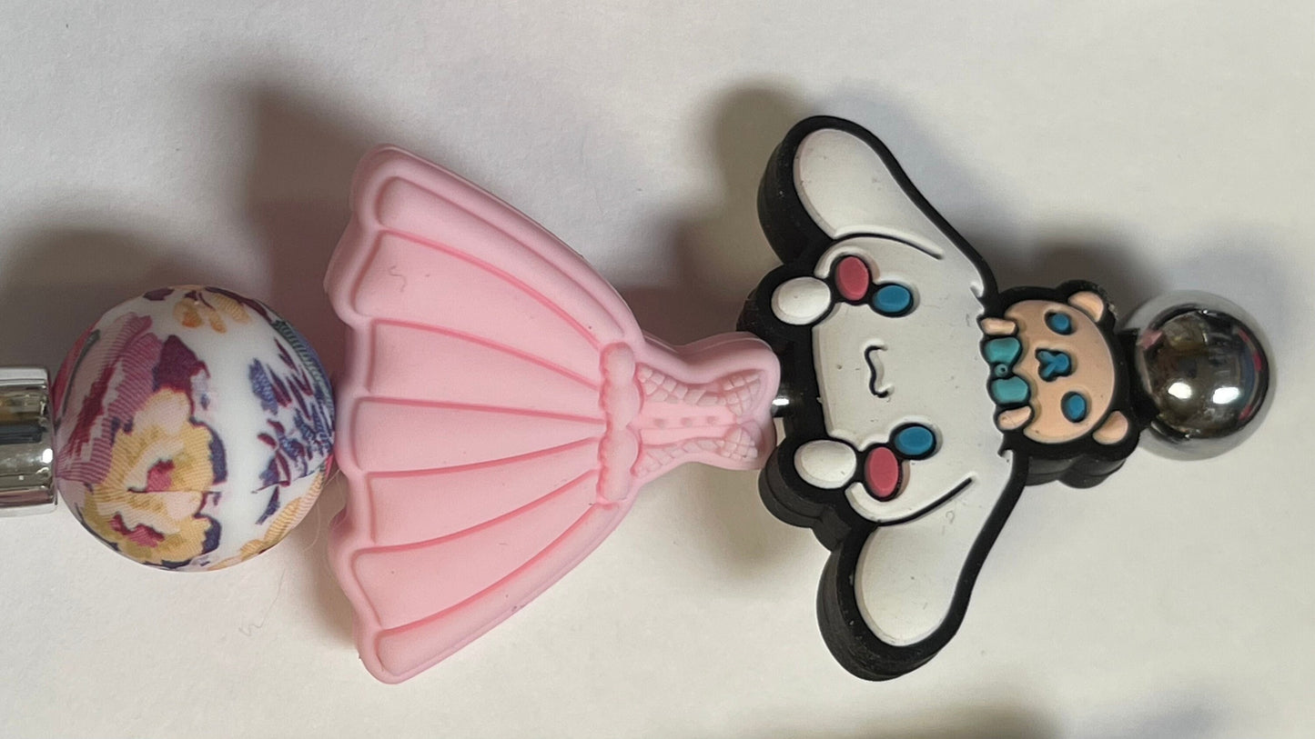 Hello kitty makeup brushes! Kawaii beaded makeup brushes