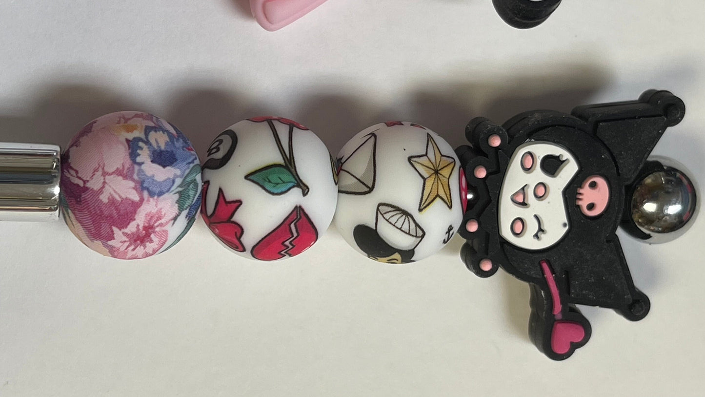 Hello kitty makeup brushes! Kawaii beaded makeup brushes