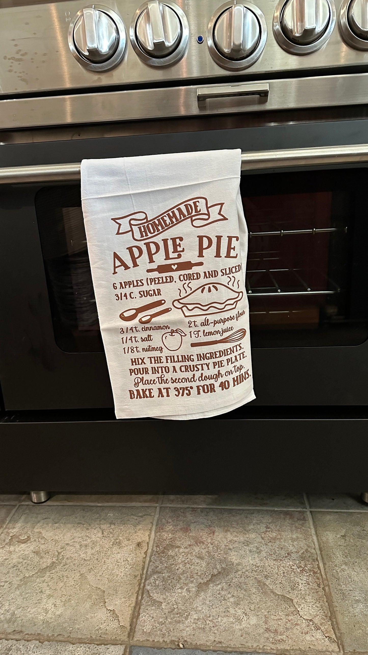 Homemade Apple Pie Recipe Tea Towel, Perfect Hostess gift! Great for people hosting their first holiday meal