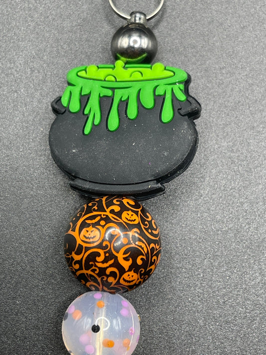 Halloween keychain or zipper pull. Also can put on purses or backpacks or any bag!