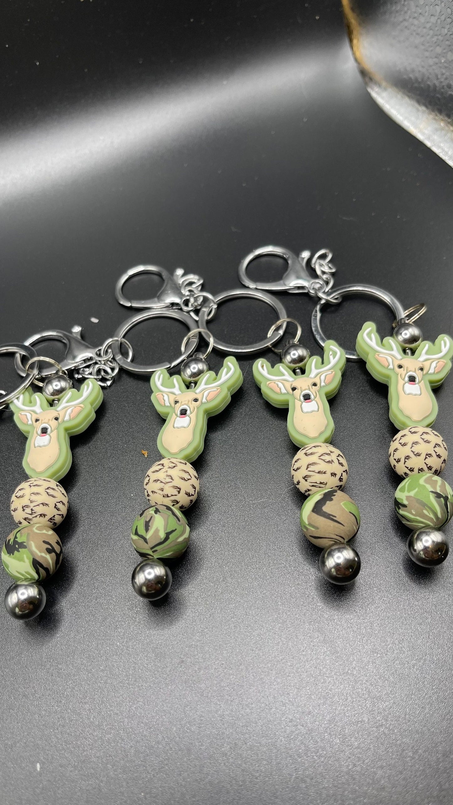 DEER KEYCHAIN with adorable beaded charms, Fashionable Decorative Handcrafted Keychain, Stylish Hunting Keychain decor