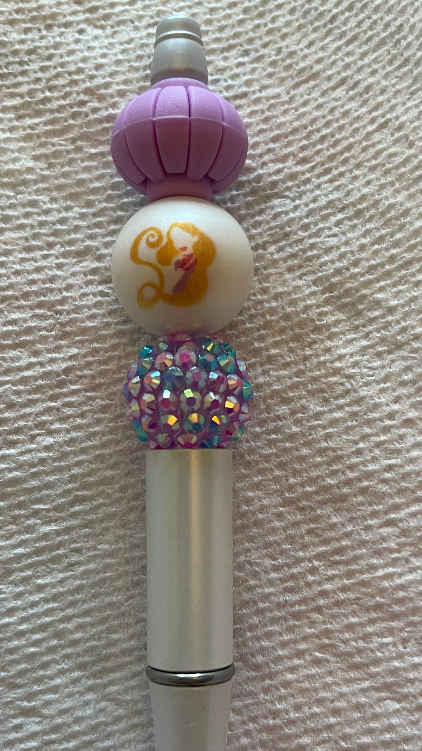 Long hair Princess and floating lantern beaded pen