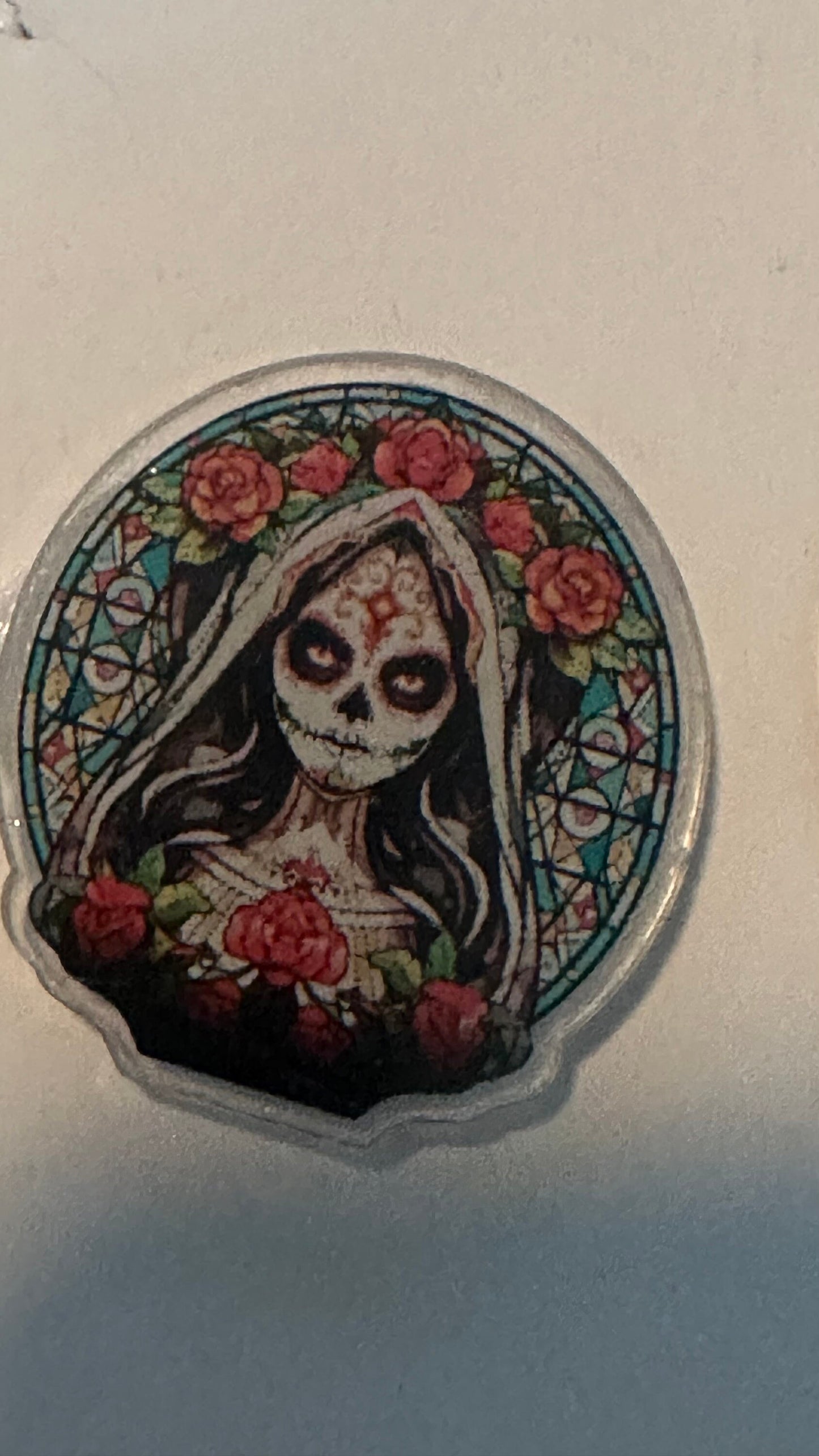 Day of the dead Skull badge reel, Stained glass appearance